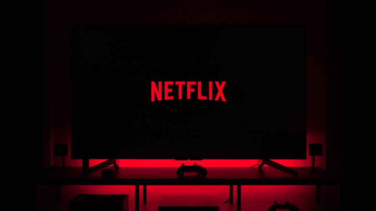 Netflix, Ne İzleyeceğinizi Seçmek Zorunda Kalmamanız İçin TV Benzeri Bir Kanalı Test Ediyor.