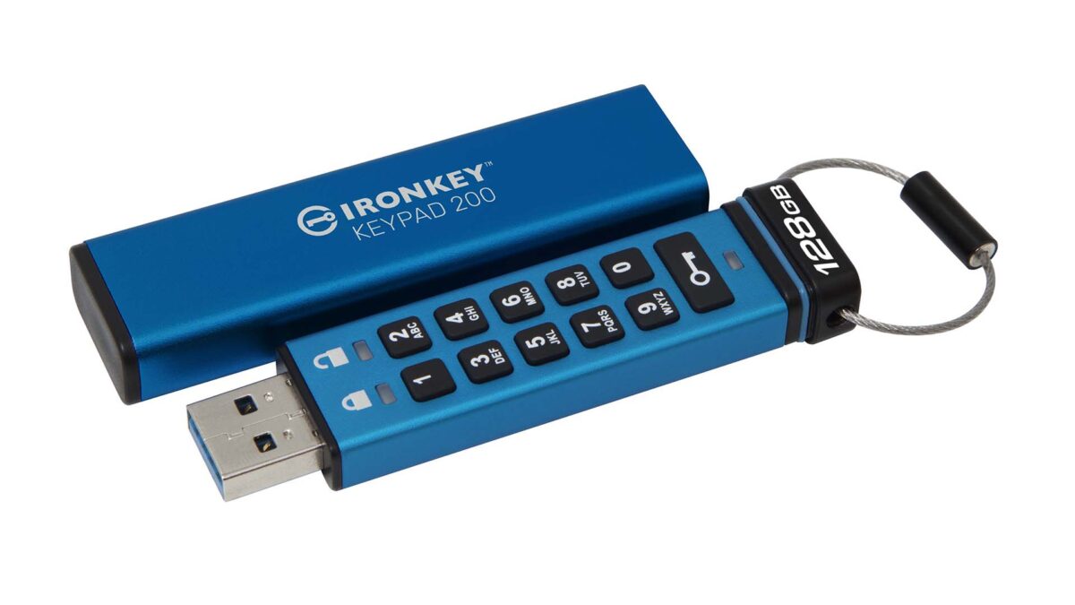 Kingston’dan donanım şifreli IronKey Keypad 200 USB flash bellek