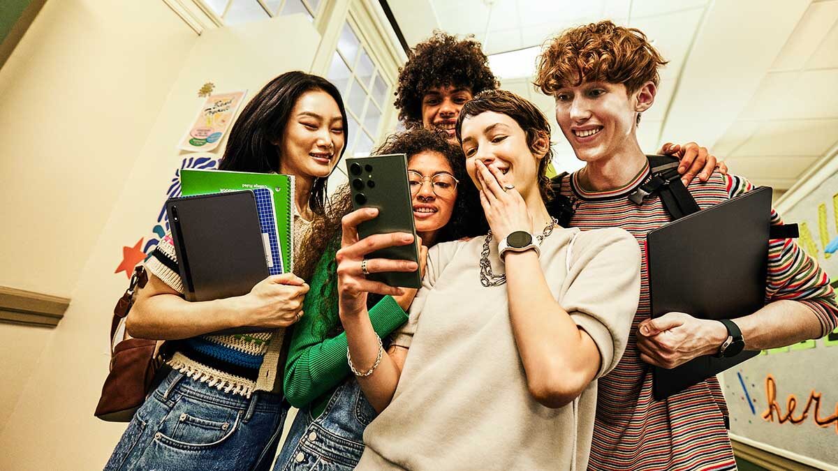Samsung öğrenci ve öğretmenlere özel olarak akıllı telefon ve tablette Eylül ayı boyunca indirim uygulayacak
