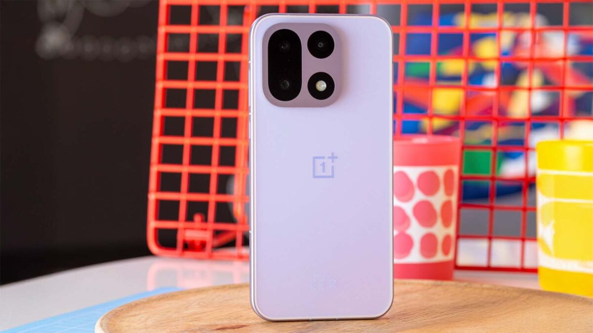 OnePlus 15’e “Kutudan Çıkış” Güncellemesi: OxygenOS 16 Sürümü Önemli Yenilikler Getiriyor