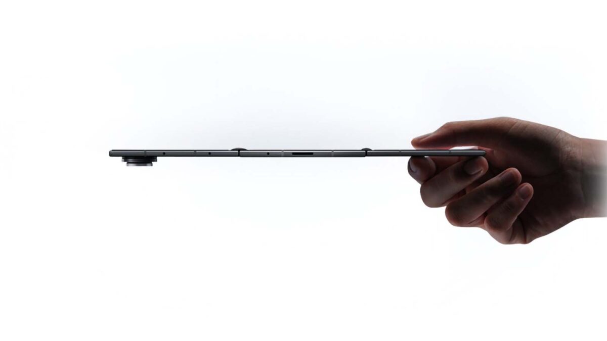 Samsung Galaxy Z TriFold Resmen Tanıtıldı: İşte Dev Ekranlı Üçe Katlanan Telefonun Özellikleri